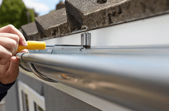 gutter repair oshkosh